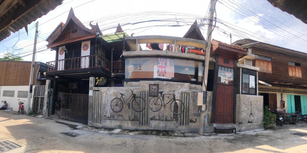 Solarcell Walking Street Homestay - โซล่าเซลล์ถนนคนเดินโฮมสเตย์ Ban Nong Nam Khan Exterior foto